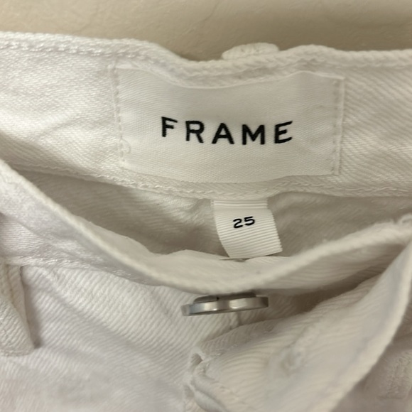 Frame High Rise Vintage Button-Fly Rigid Cotton Denim Shorts, Size 25 - Picture 4 of 6